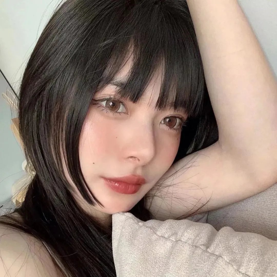 下午一点的她