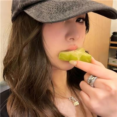 女记者的日记
